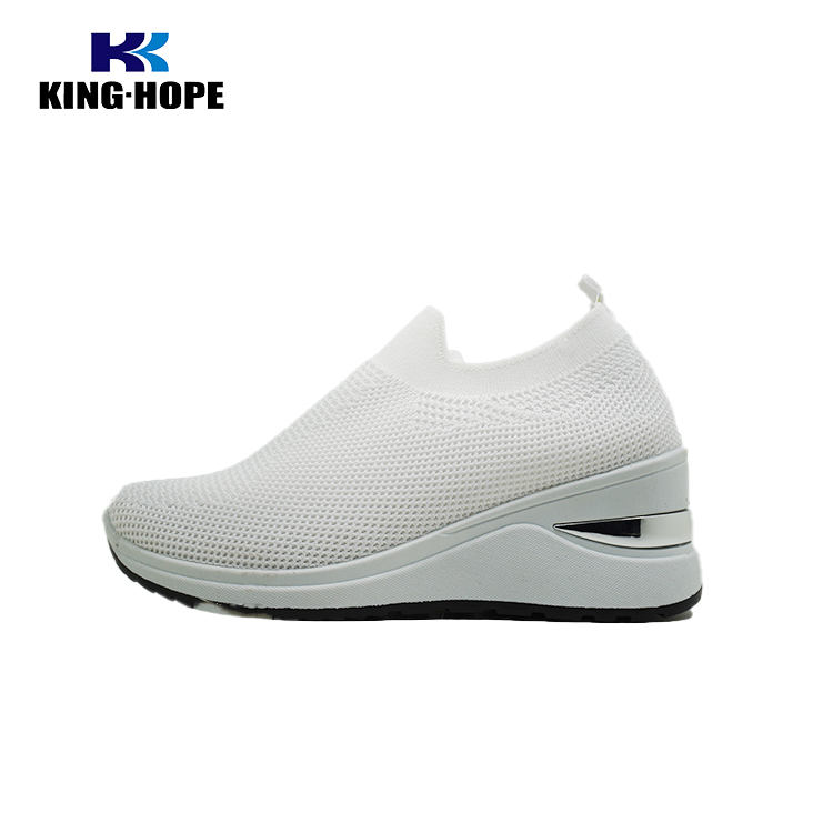 Booster casual shoes