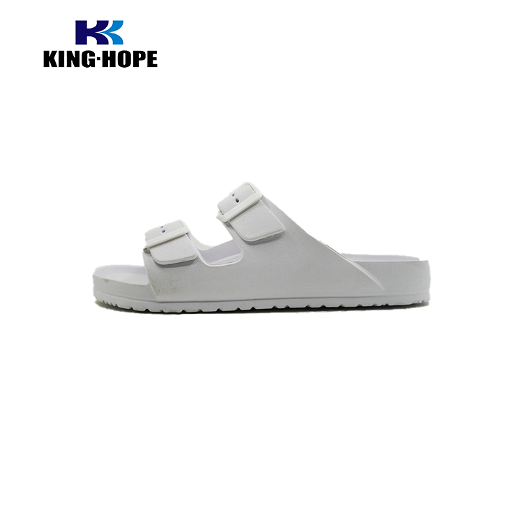 Lightweight sandals